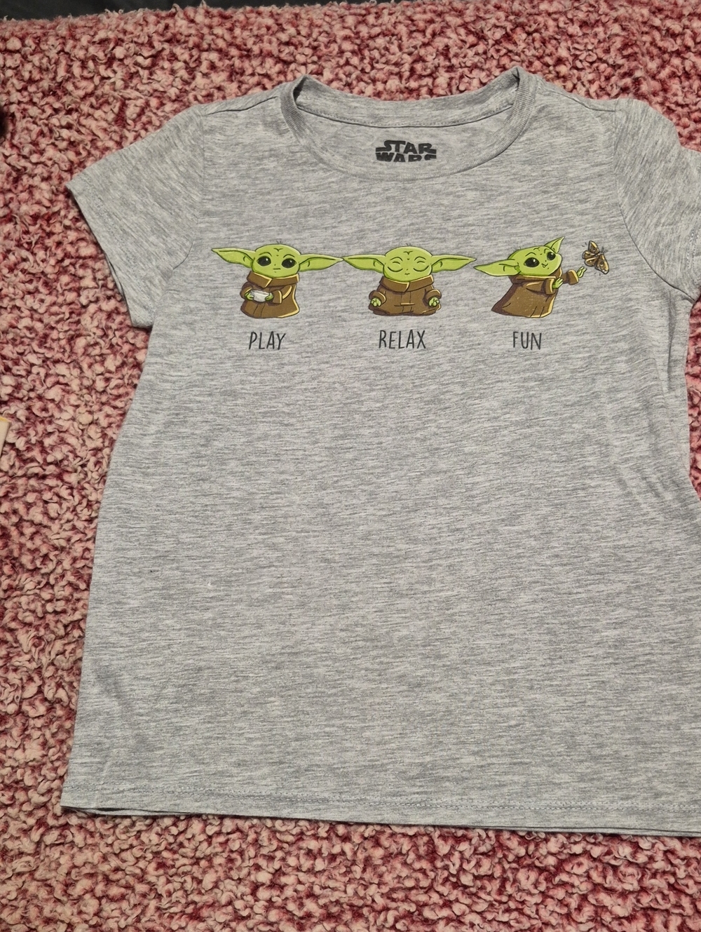 Star Wars Grey Kids Tee with Green Grogu Trio - Play Relax Fun